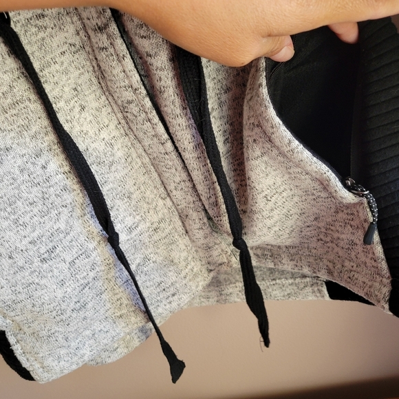 ZeroXposur Hoodie Gray Black Sweatshirt Sweater Jacket Size S/CH Outdoor Layer - Picture 5 of 16
